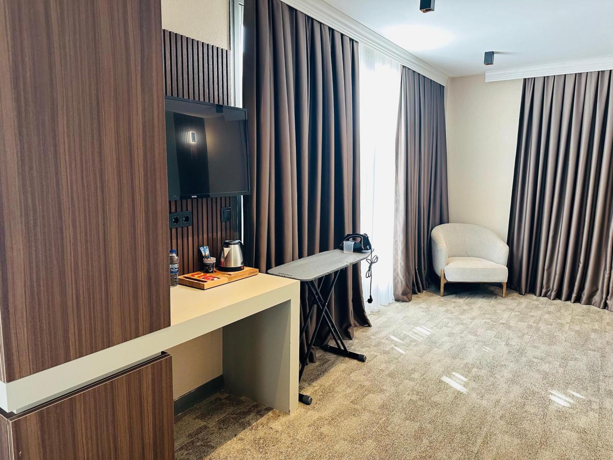 Monalisa Hotels Kuşadası Buitenkant foto